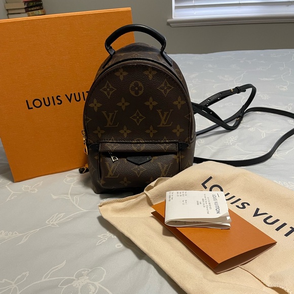 Louis Vuitton Handbags - Louis Vuitton Palm Spring Mini bag